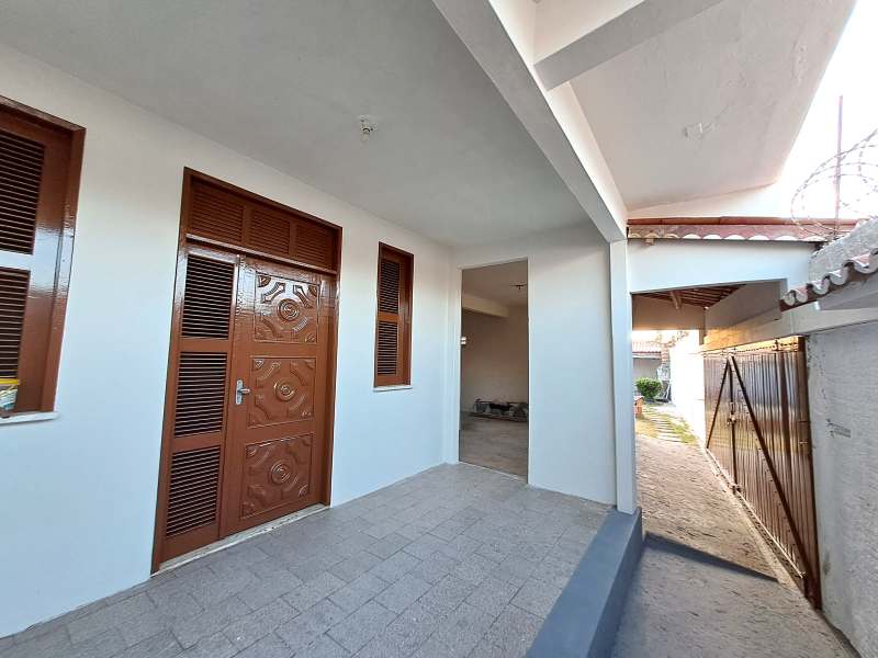 Caponga entrada casa duplex