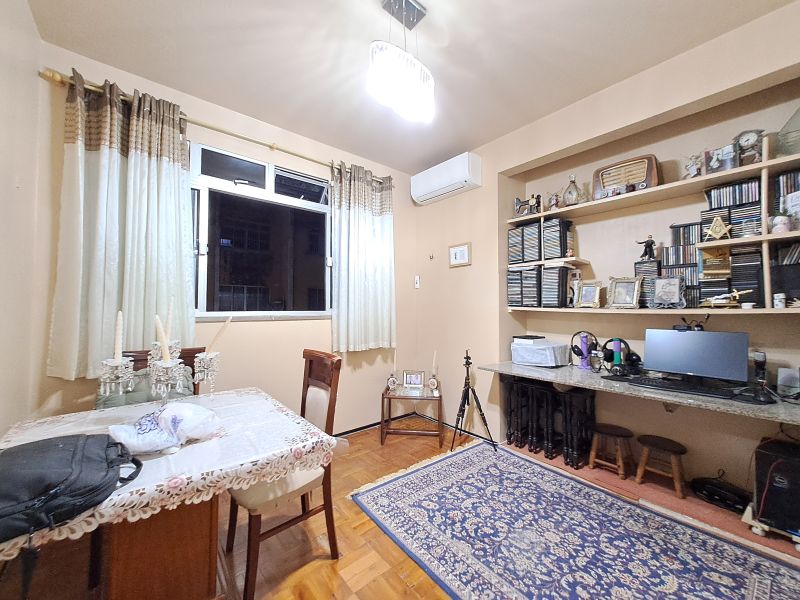 Quarto estudos ou visitas