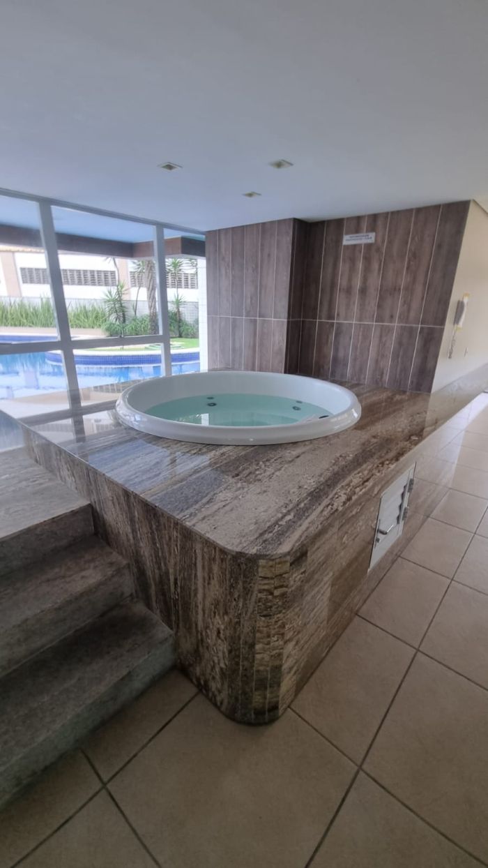 soho jacuzzi