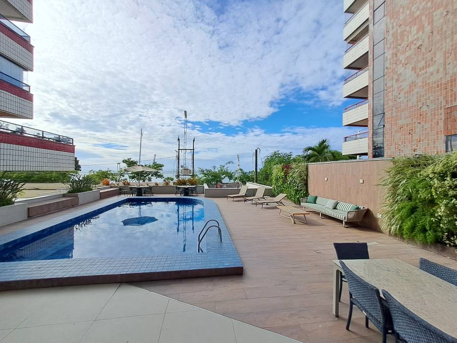 Apto Beira Mar piscina