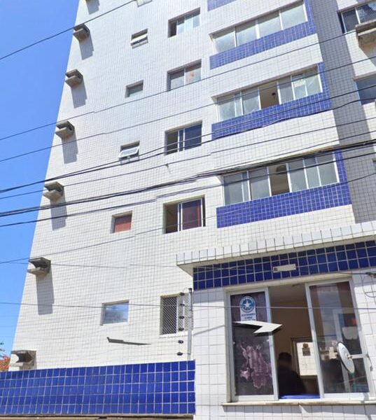Apartamento de 87m² colado ao Shopping RioMar Papicu. 3 quartos (1 suíte) e super ventilado!